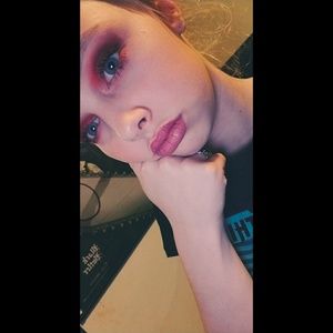 Meet your Posher, Laney